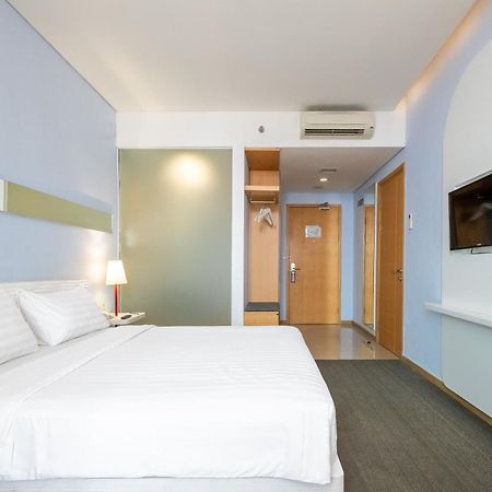 Luminor Hotel Metro Indah - Bandung By Wh Cicadas Esterno foto