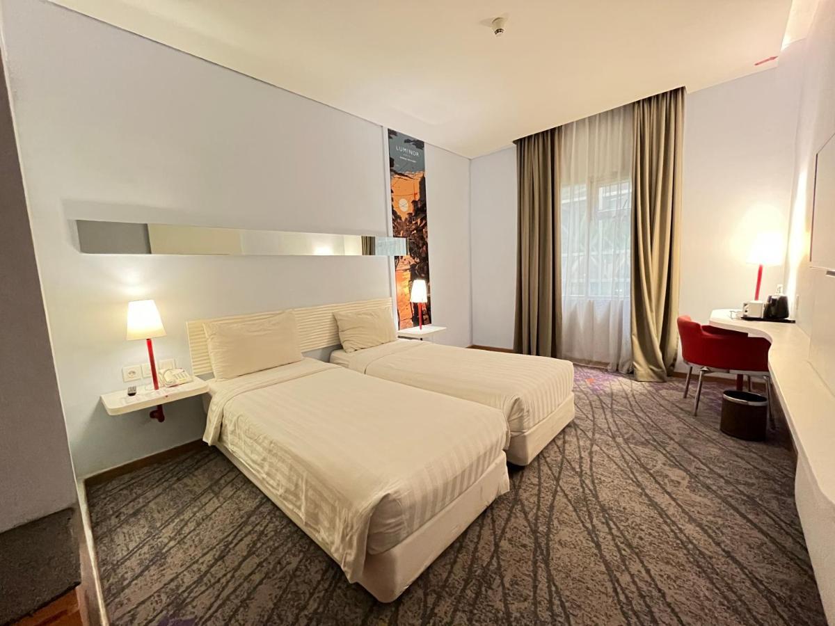 Luminor Hotel Metro Indah - Bandung By Wh Cicadas Esterno foto