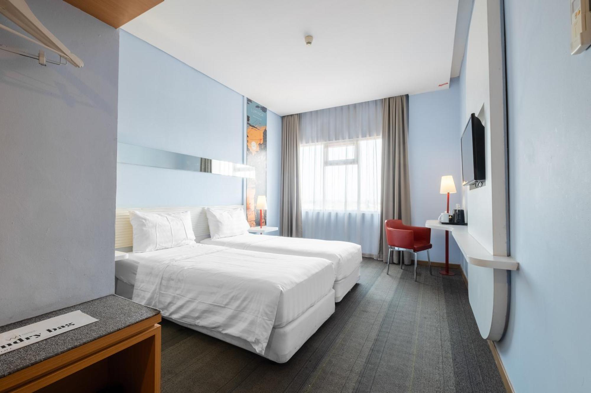 Luminor Hotel Metro Indah - Bandung By Wh Cicadas Esterno foto